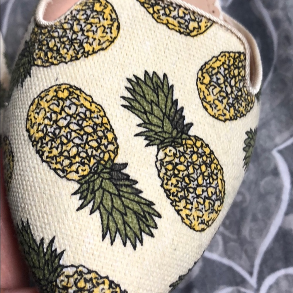 Pineapple shoes - Picture 5 of 5